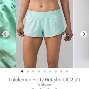 lululemon hotty hot shorts 4-6 ISO!!!